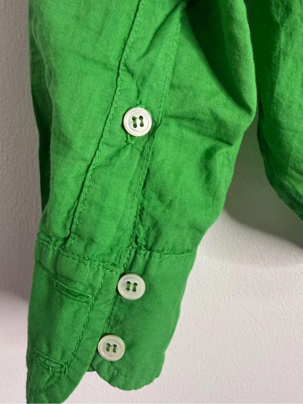 XIRENA Green Cotton Button Front Shirt Women’s Large Collared Long Sleeve